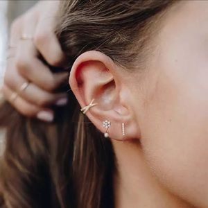 Sterling Silver Cubic Zirconia Ear Cuff  For Women 1 pcs